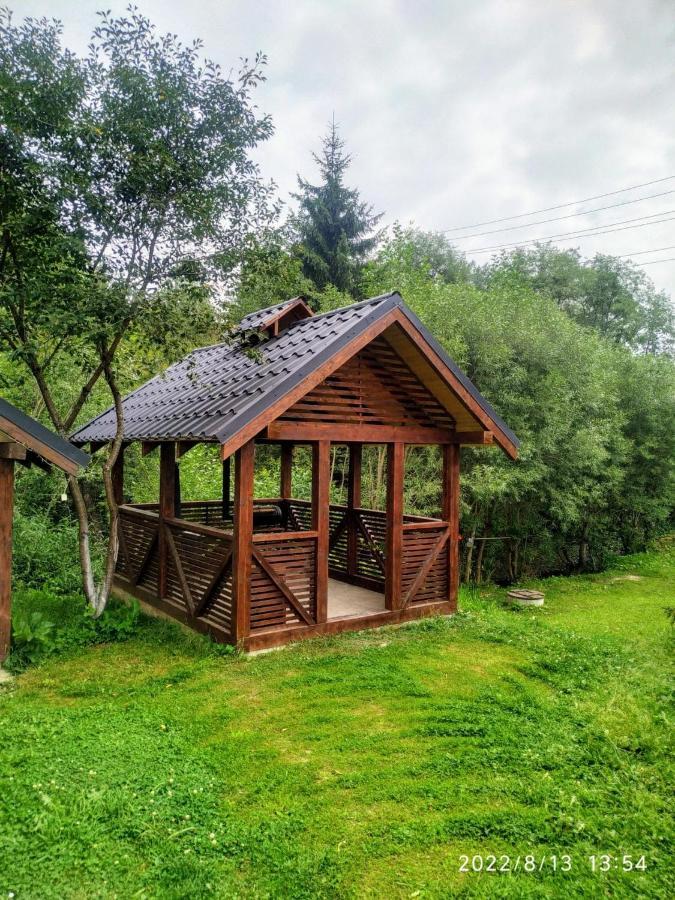 Відпочинковий Комплекс "Alpha Plus" Iablunîțea Exterior foto